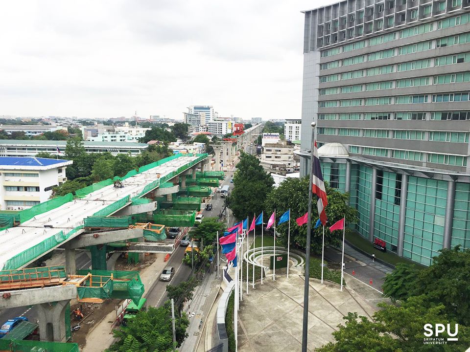 รถไฟฟ้า สถานีศรีปทุม