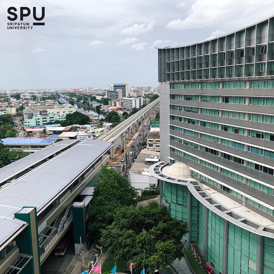 Review ทุกเรื่องของการเรียนสาขาเทคโนโลยีสารสนเทศและการสื่อสาร By พี่พีช ฐนกร โป๊วประยูร