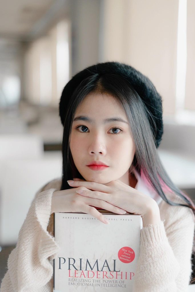 Dek New Gen เตรียมพร้อมสู่โลกกว้างทางธุรกิจก่อนใคร เริ่มต้นที่สาขาธุรกิจระหว่างประเทศ SPU By พี่ใบเฟิร์น นัทธมน ศรีวิวัฒน์
