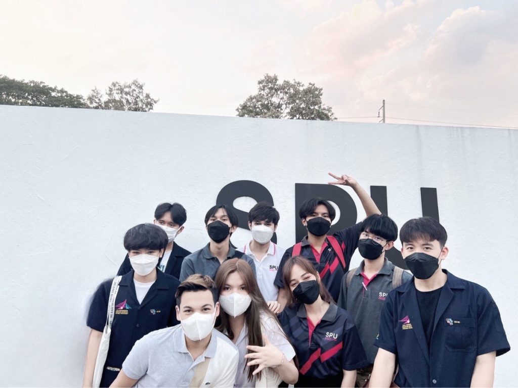 รีวิวจากตัวจริง! กับพี่แบมแบม Dek ทุนตัวจริงวิศวกรรมโยธา By แบมแบม ลีลาวรรณ ลออศิริงาม