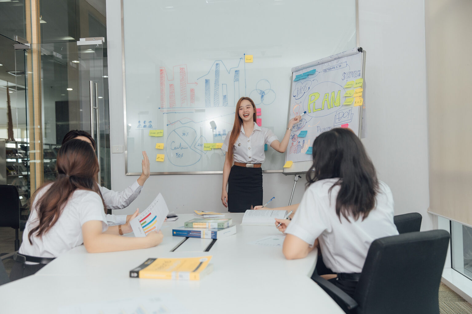 Q&A อยากรวยตั้งแต่เรียน? มาดู 10 คำถาม-คำตอบ ที่จะเปลี่ยนคุณเป็นเถ้าแก่รุ่นใหม่ คณะการสร้างเจ้าของธุรกิจ SPU