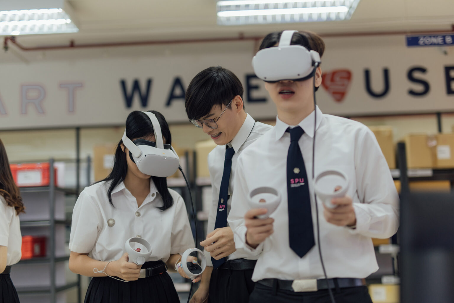 อยากสร้างหุ่นยนต์ หรือระบบอัจฉริยะ น้องมีนิสัยแบบนี้มั้ย? ถ้าใช่…เรียนวิศวกรรมหุ่นยนต์และระบบอัตโนมัติ คณะวิศวกรรมศาสตร์ ได้สบาย!