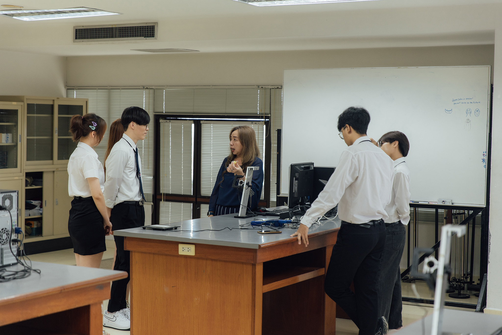 เทรนด์สายวิศวกรรมที่ตลาดต้องการในปี 2025 เช่น วิศวกรรม AI และหุ่นยนต์ คณะวิศวกรรมศาสตร์ มหาวิทยาลัยศรีปทุม