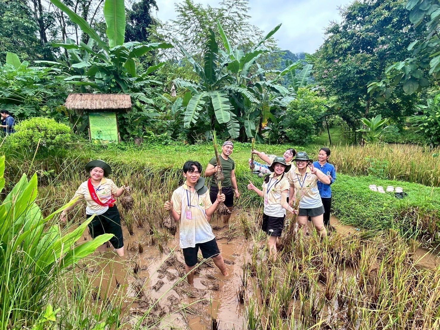 เทรนด์อาชีพสายการท่องเที่ยวและบริการกับวิทยาลัยการบิน การท่องเที่ยวและบริการ