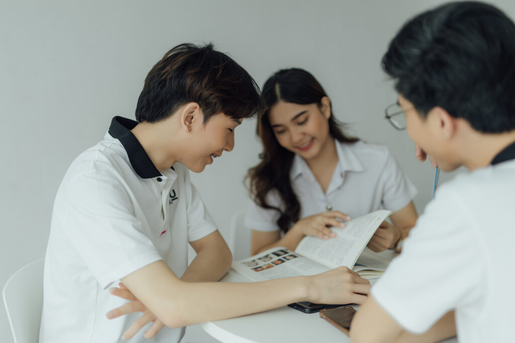 มหาวิทยาลัยศรีปทุม ไม่ได้มาเล่นๆ! ส่องหลักสูตร New Gen ตอบโจทย์อนาคตแบบตัวท็อป ให้คุณได้เรียนแบบตัวจริงลงมือทำจนเป็นมืออาชีพ