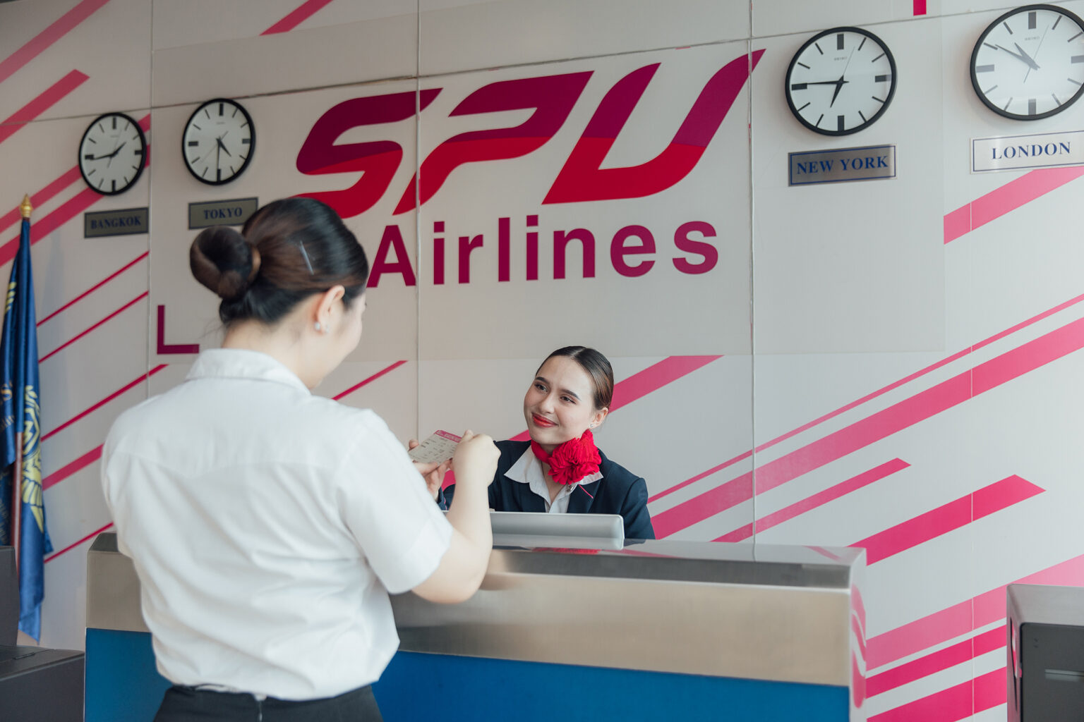 เจาะลึกหลักสูตรธุรกิจการบินวิทยาลัยการบิน การท่องเที่ยวและการบริการ