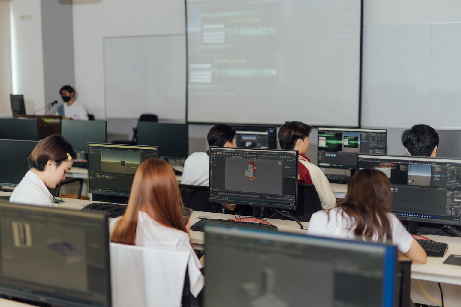 ปลุกพลังอาร์ตติส! รีวิว Digital Arts คณะดิจิทัลมีเดีย ม.ศรีปทุม ที่เดียวจบครบเรื่องสายอาร์ต