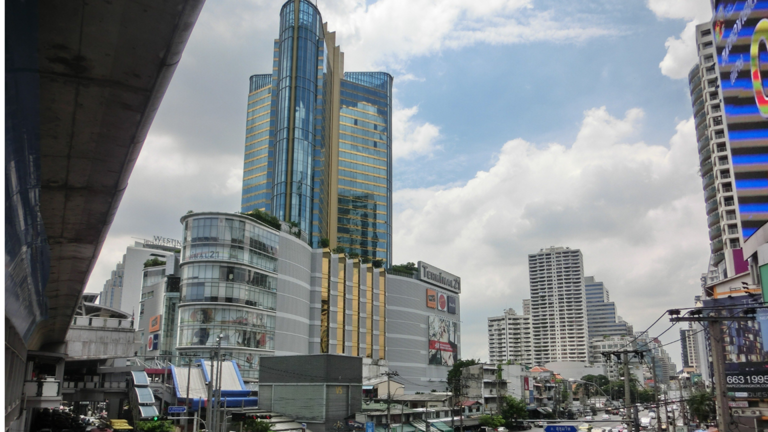 เรียนใกล้แต่ใช้ชีวิตได้สุด! ทำความรู้จัก ม.ศรีปทุม มหา’ลัยที่เชื่อมต่อทุกไลฟ์สไตล์ในเมือง