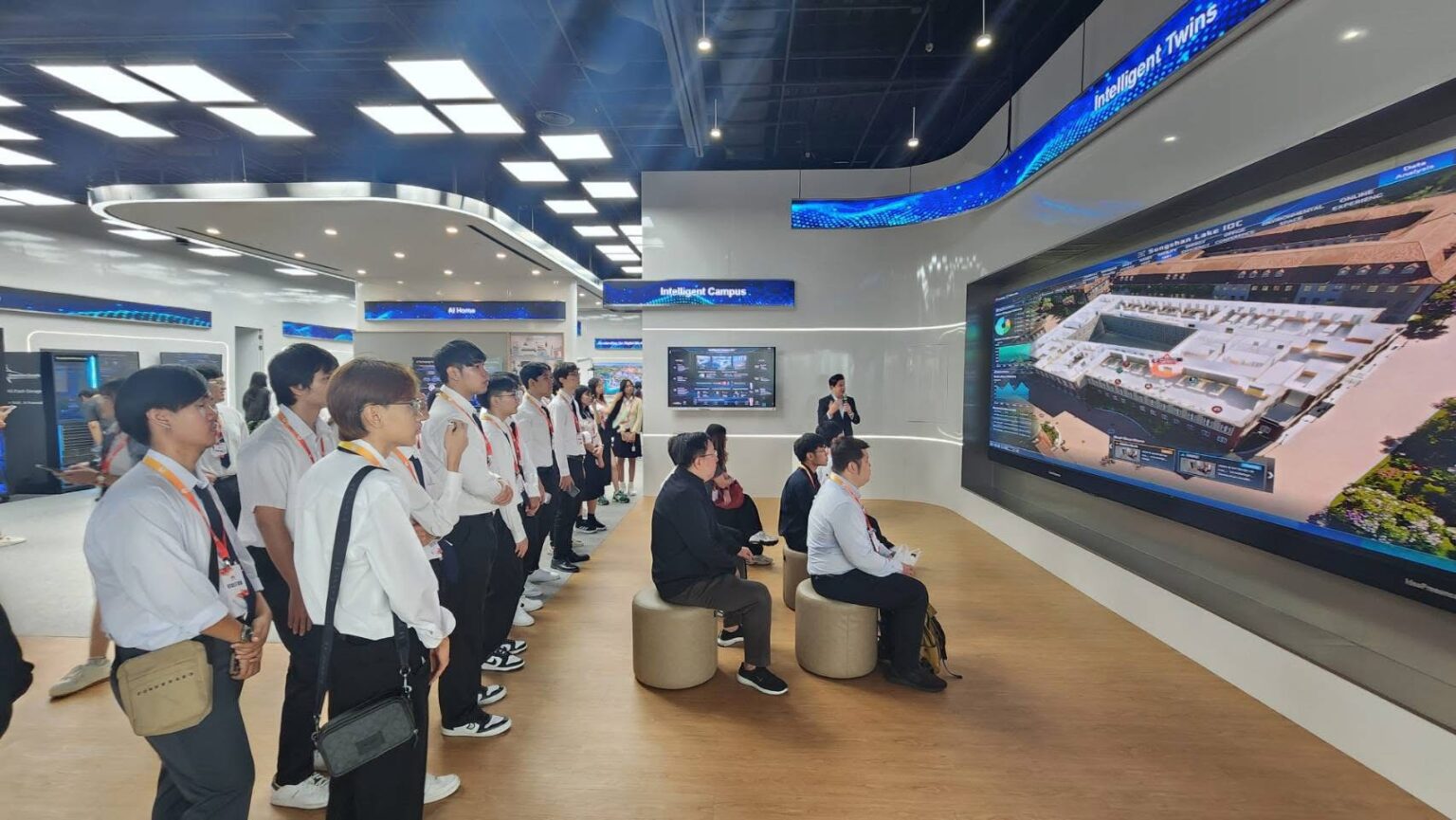 AI เปลี่ยนอนาคต  SPU ขับเคลื่อนนวัตกรรมการเรียนรู้ด้วย AI 24 ชั่วโมง