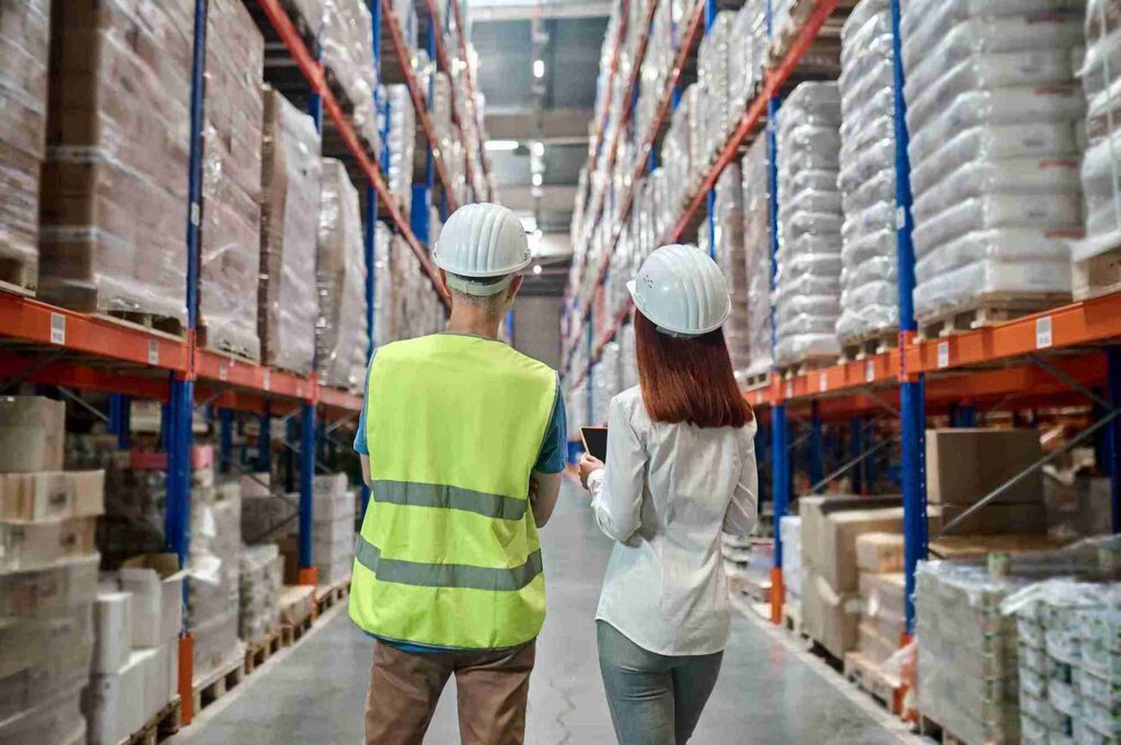 ก้าวข้ามขีดจำกัด: โอกาสสู่ตำแหน่งผู้นำสูงสุดสำหรับ Warehouse Manager & Transportation Manager ด้วยปริญญาเอกโลจิสติกส์และโซ่อุปทาน