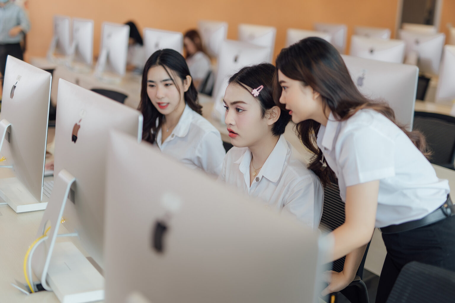 ไม่ใช่แค่ทฤษฎี! ส่องหลักสูตร คณะการสร้างเจ้าของธุรกิจ SPU ที่ให้คุณ ‘ลงมือทำจริง’ ตั้งแต่ปีแรก