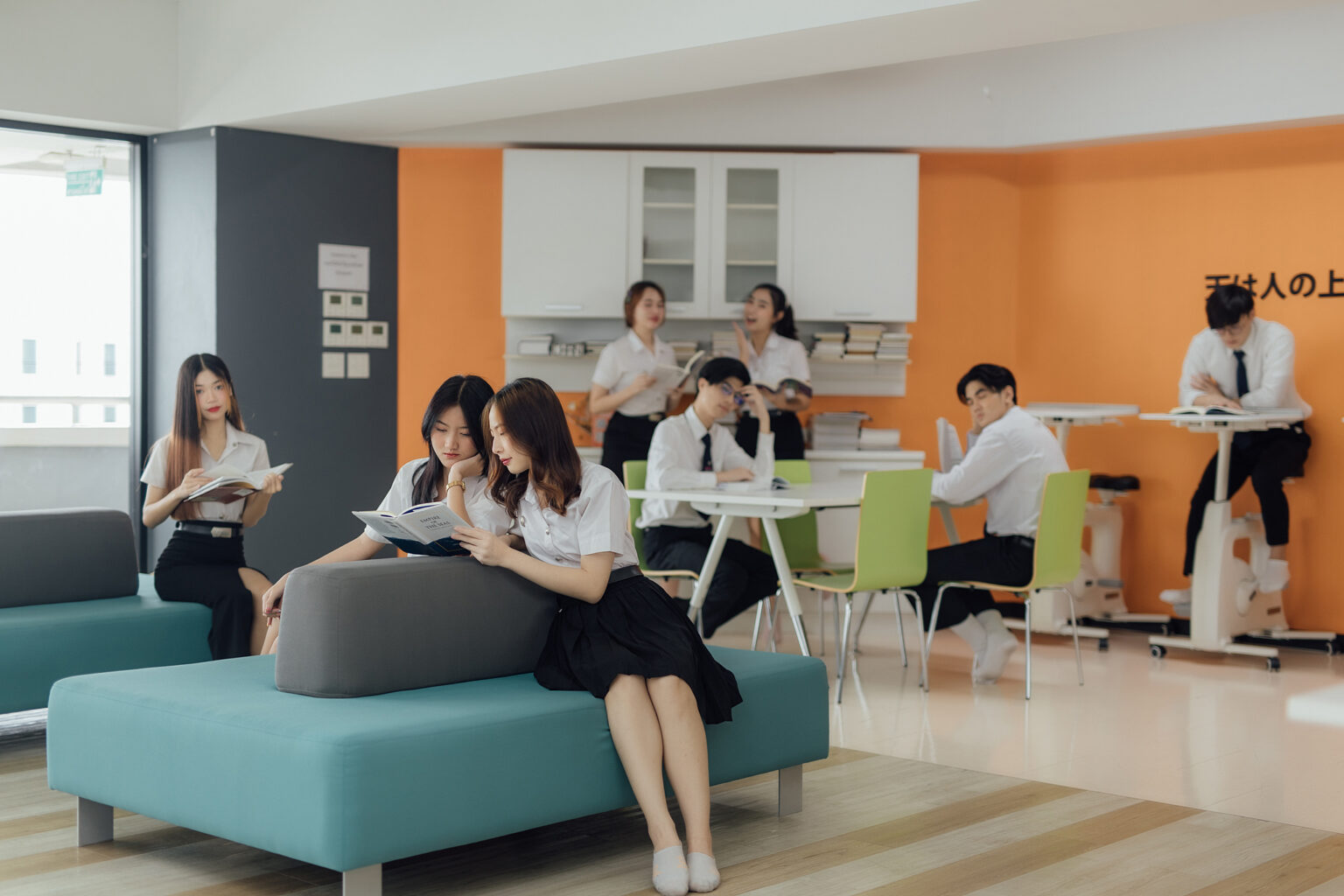 เจาะลึก! ‘เรียนกับตัวจริง’ ที่คณะดิจิทัลมีเดีย ม.ศรีปทุม ปั้นพอร์ตขั้นเทพ พร้อมทำงานทันที