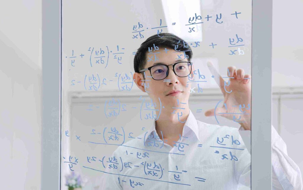 ก้าวสู่การเป็นผู้เชี่ยวชาญตัวจริง! ประโยชน์ของการเรียนต่อปริญญาโท-ปริญญาเอก ที่มหาวิทยาลัยศรีปทุม (SPU) พลิกอนาคตคนทำงาน