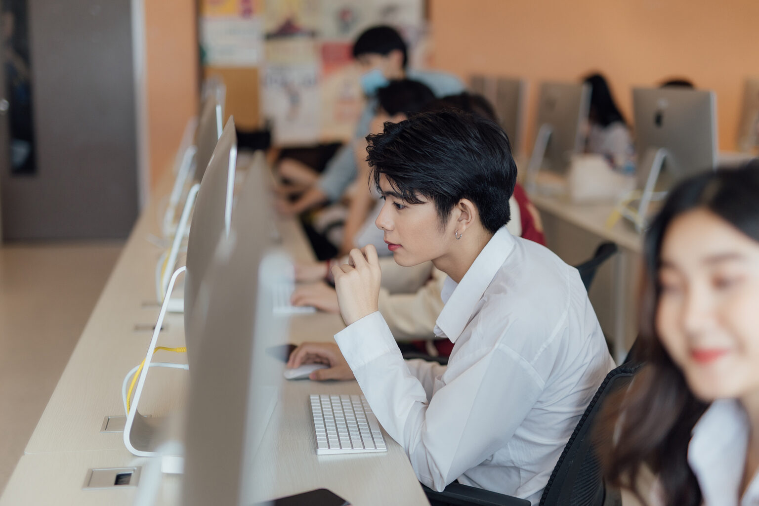 ไม่อยากตกงานต้องรู้! รวม 20 อาชีพใหม่มาแรง ชี้เป้าหลักสูตรสุดล้ำจาก มหาวิทยาลัยศรีปทุม