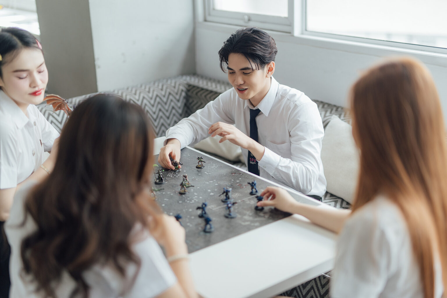 รีวิวจัดเต็ม คณะดิจิทัลมีเดีย มหาวิทยาลัยศรีปทุม เรียนอะไรบ้าง จบแล้วทำงานอะไร?