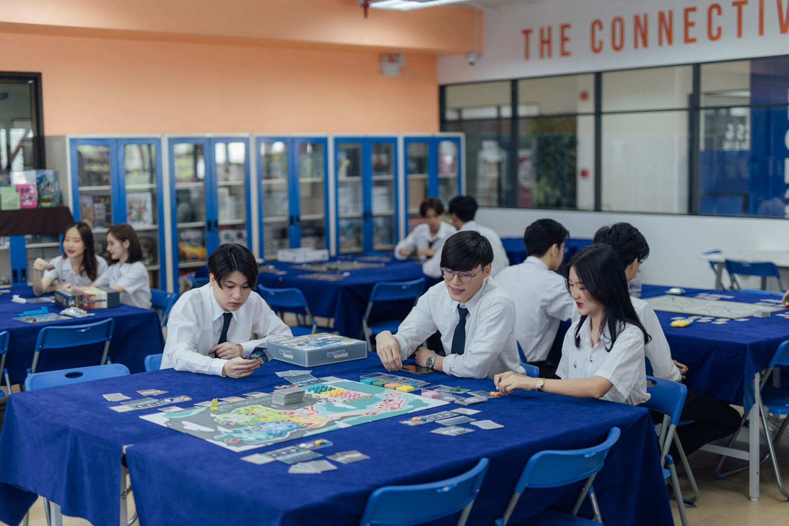 เบื้องหลังความสำเร็จของธุรกิจ: ทำไมต้องเรียน สาขาการจัดการโลจิสติกส์และโซ่อุปทาน ที่ วิทยาลัยโลจิสติกส์และซัพพลายเชน มหาวิทยาลัยศรีปทุม