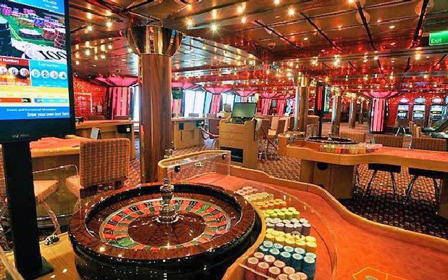 Queen of the Nile Mobile casino
