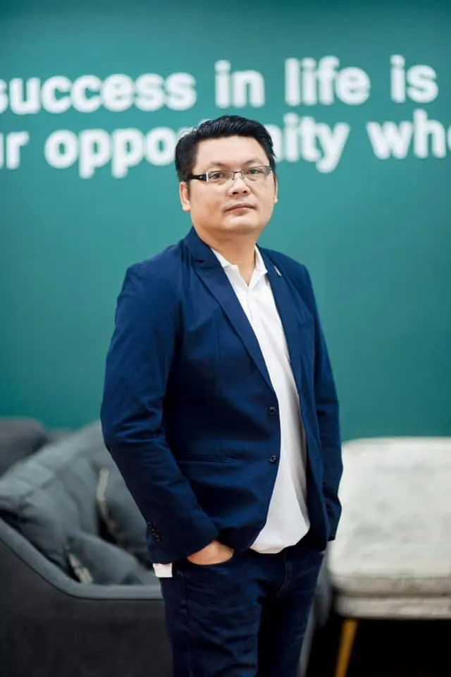 ดร. สุรเดช เล็กแจ้ง