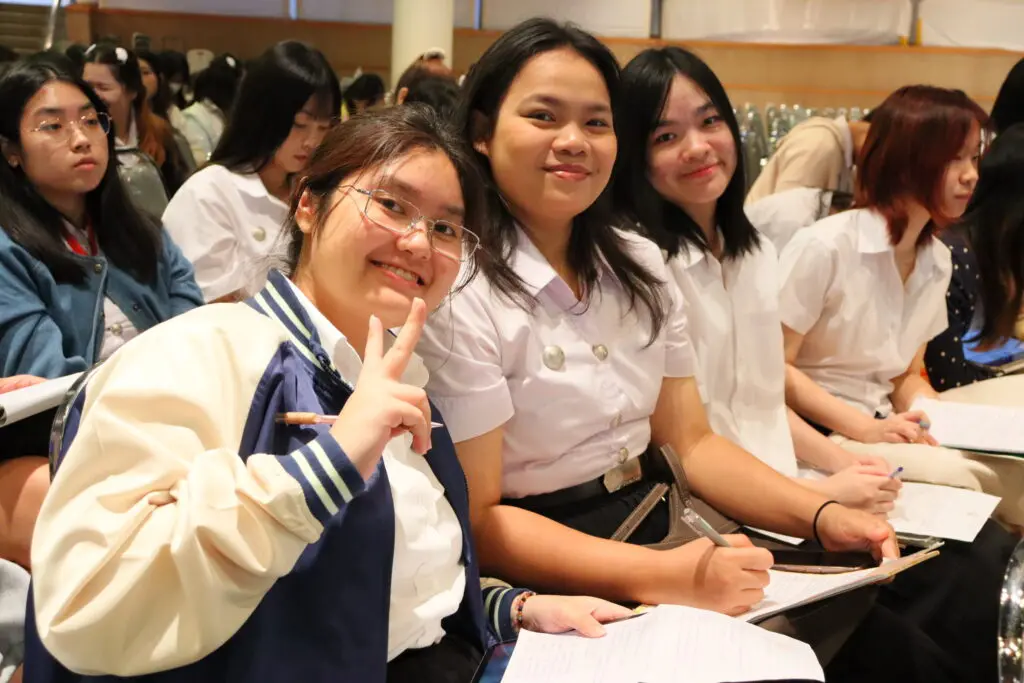 บัญชี SPU: The Professional AI for Accountancy“Al Finance: Insights to Smart Decisions” ใช้ AI วิเคราะห์การเงิน ตัดสินใจอย่างชาญฉลาด S 85704727 0