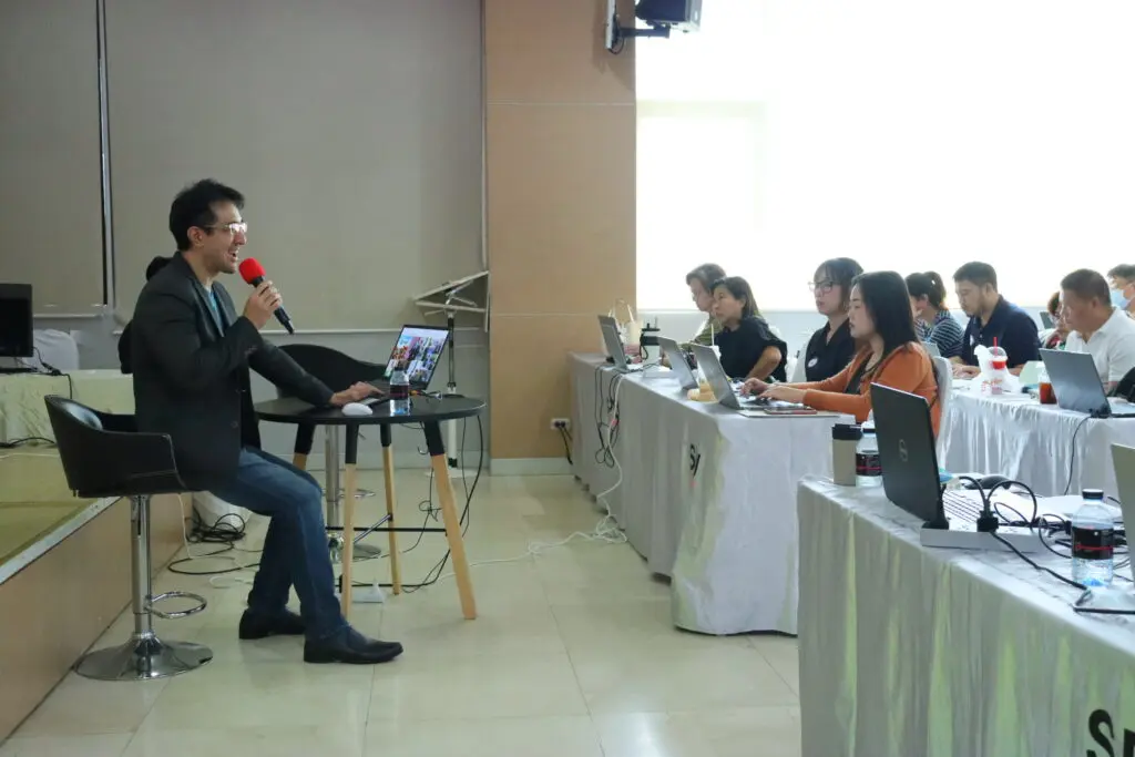 บัญชี SPU: จัดอบรม “AI FOR WORKFORCE : การพัฒนาสมรรถนะด้าน AI เพื่อเพิ่มประสิทธิภาพในการทำงาน” S 85819427 0