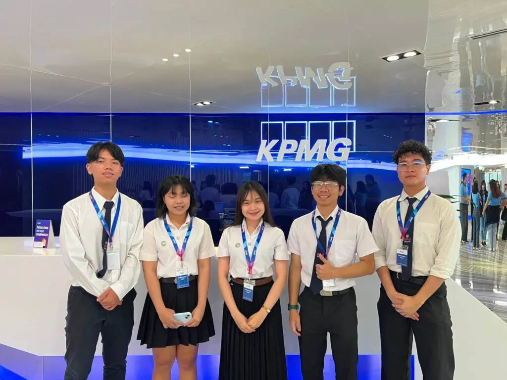 เปิดประสบการณ์วิชาชีพระดับสากล นักศึกษาบัญชี SPU เยี่ยมชม KPMG Thailand หนึ่งใน Big 4 ระดับโลก messageImage 1788230167703 0