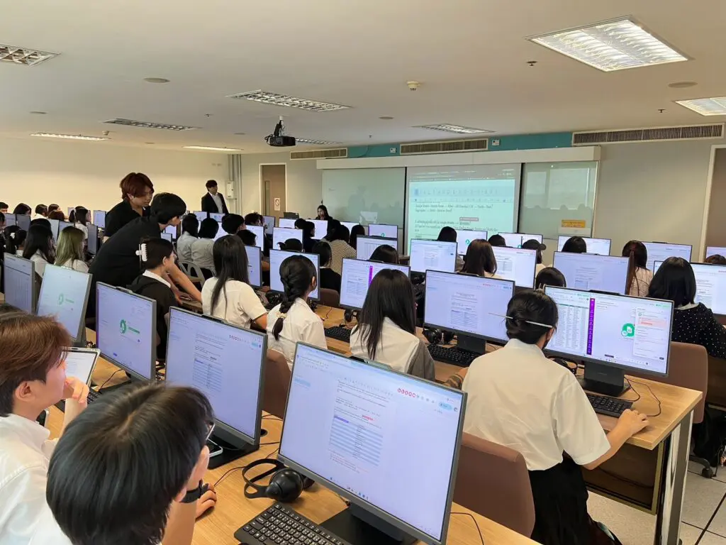 SPU ACC : Up-Skill นักศึกษา สู่การทำงานยุค AI “Workflow Automation & Data Analysis” S 28377104 0