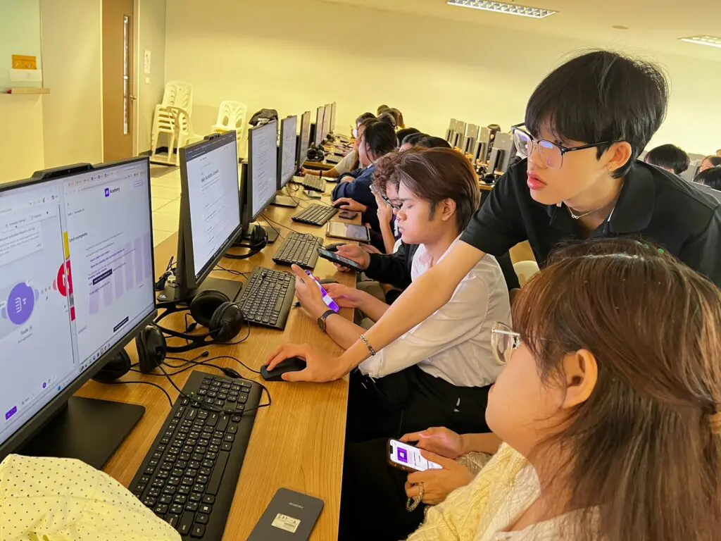 SPU ACC : Up-Skill นักศึกษา สู่การทำงานยุค AI “Workflow Automation & Data Analysis” S 28377110 0
