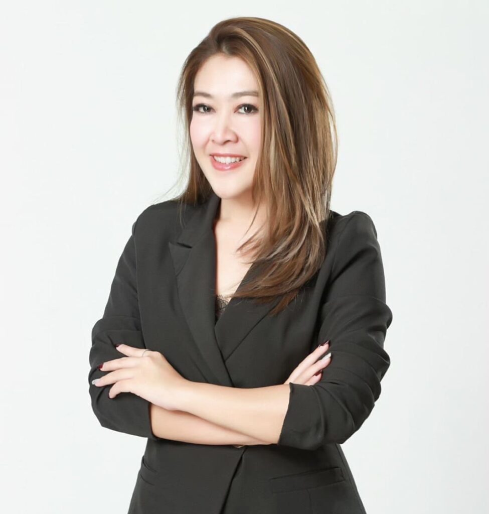 คุณ วิภาดา ตรีนิคม