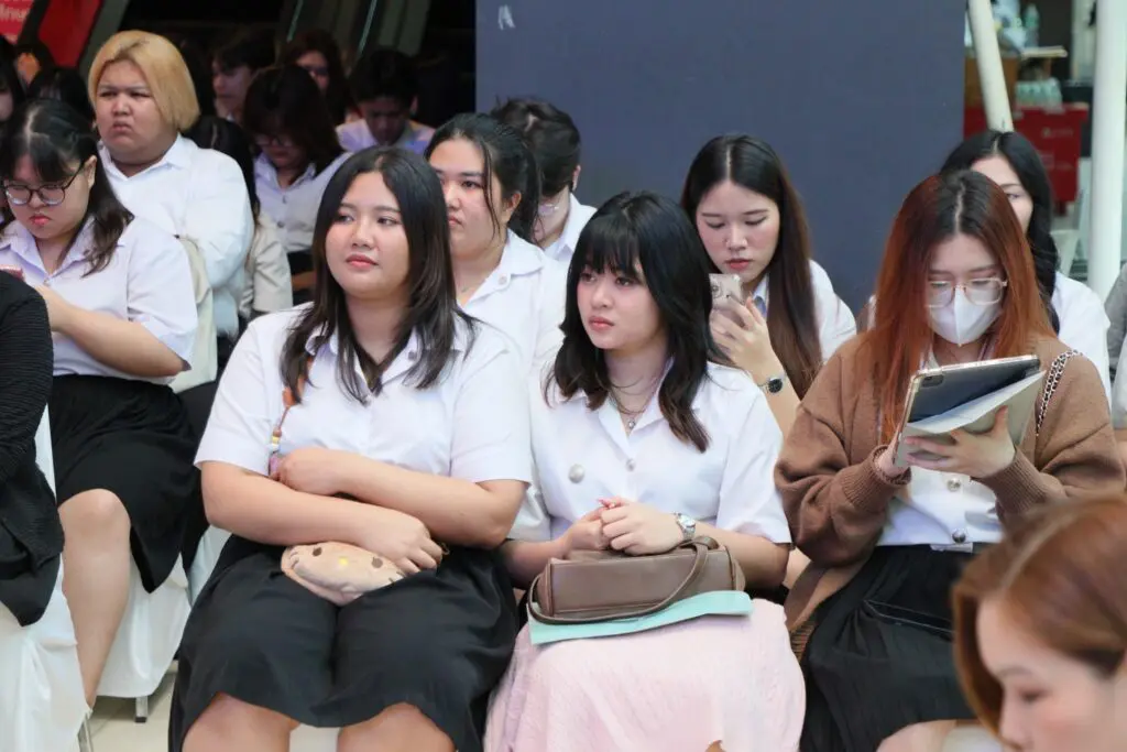 597712056 1314233577174596 479403914988123160 n