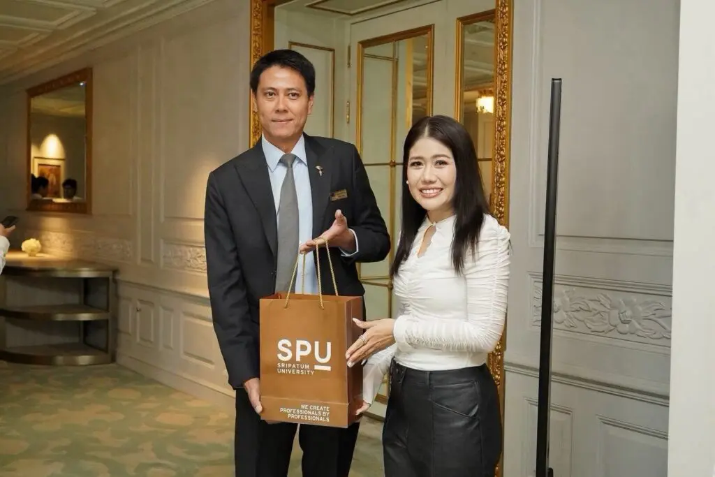 847629972 1629895262143046 2119147617075256011 n DEK THAI CATH-Club เปิดห้องเรียนประสบการณ์จริง ณ Mandarin Oriental, Bangkok เรียนรู้ Luxury Hospitality จากมืออาชีพ
