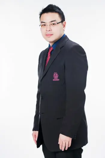 ผศ.ดร. เด่นชัย วรเดชจำเริญ
