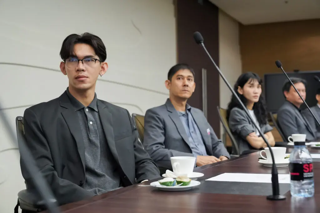 DSC05585 คณะวิศวกรรมศาสตร์ SPU จับมือ HRPTC ประเทศจีน ลงนาม MOU ยกระดับความร่วมมือทางวิศวกรรมศาสตร์ สู่การพัฒนากำลังคนระบบรางและวิศวกรระดับนานาชาติ 🚝🫱🏼🫲🏻