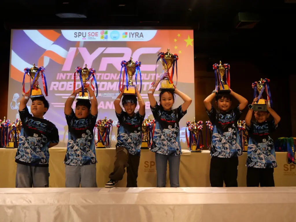 P1320525 คณะวิศวกรรมศาสตร์ ม.ศรีปทุม ร่วมจัดการแข่งขันหุ่นยนต์เยาวชนระดับประเทศ IYRC Thailand 2026 เปิดเวทีประชันนวัตกรรม คัดเลือกตัวแทนไทยสู่การแข่งขันระดับนานาชาติ