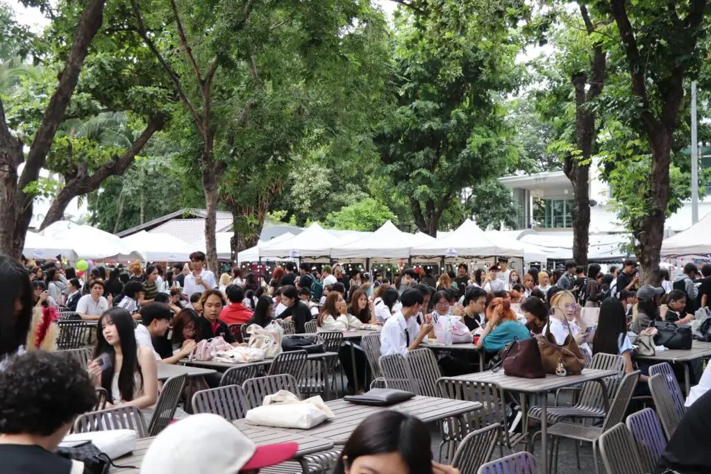 เปลี่ยนพื้นที่สีเขียวให้เต็มไปด้วยเสียงเพลงและร้านค้ามากมาย! กับ SPUCA x SPUSE “Music in the Park” 795235440 1534789935332815 7459444496418064947 n
