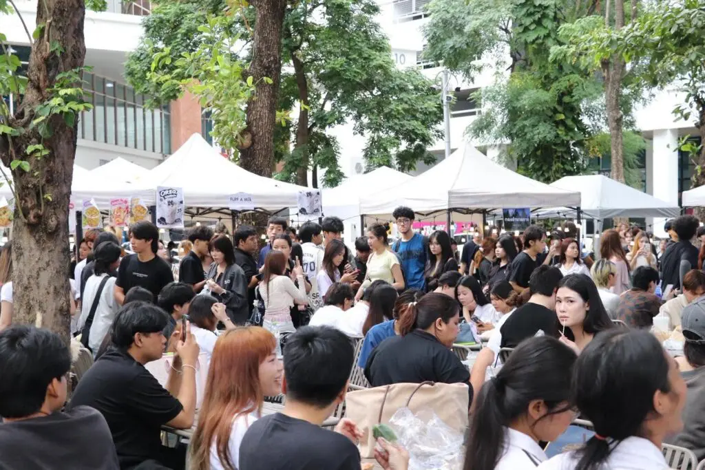 เปลี่ยนพื้นที่สีเขียวให้เต็มไปด้วยเสียงเพลงและร้านค้ามากมาย! กับ SPUCA x SPUSE “Music in the Park” 812133560 1534789895332819 8505733950034262904 n