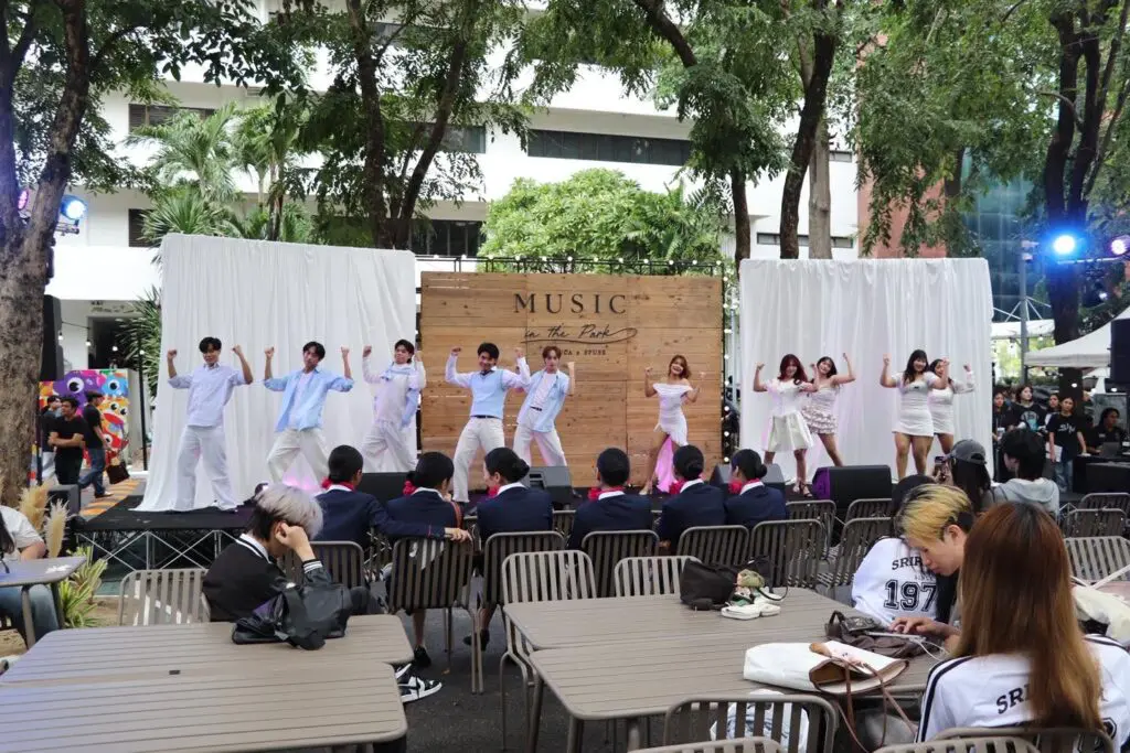 เปลี่ยนพื้นที่สีเขียวให้เต็มไปด้วยเสียงเพลงและร้านค้ามากมาย! กับ SPUCA x SPUSE “Music in the Park” 812133566 1534789938666148 8438840615058606216 n