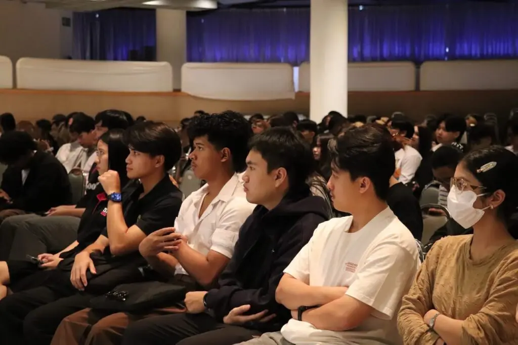 เรียนกับตัวจริงกับ CEO รุ่นใหม่ บริษัทรายได้ 3 พันล้านบาท เติบโตต่อเนื่องกับ Brand Dr.Pong S 54681609 0 2