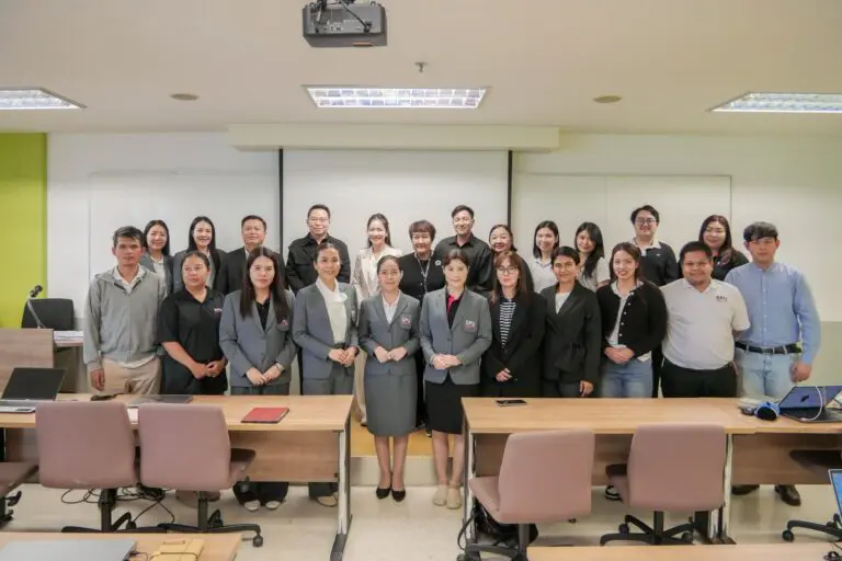รากฐานธรรมาภิบาล สู่ผู้นำความคิดแห่งอนาคต: มหาวิทยาลัยศรีปทุม จัดงาน CEO Talk ครั้งที่ 120 ยกระดับจริยธรรมผู้บริหารสถานศึกษา Anchoring Governance for Future Leaders: Sripatum University Hosts 120th CEO Talk to Elevate Ethical Leadership in Education