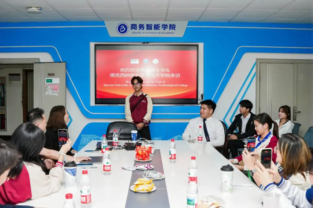 แข่งขันระดับนานาชาติ ด้าน AI และเทคโนโลยี