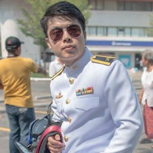 201707241008566X0f3I7 Ashvin Damsin (Oh)