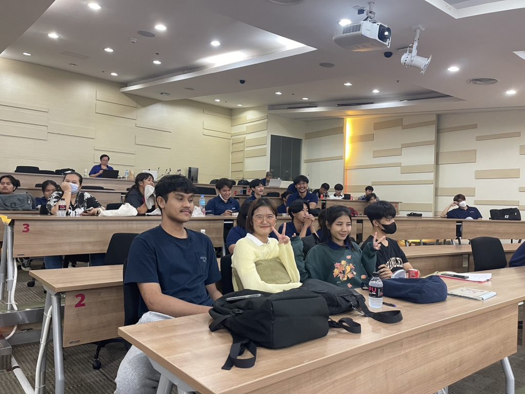 S 11599879 0 IT-Engineering, Design Thinking Leadership Camp: Micro Influencer