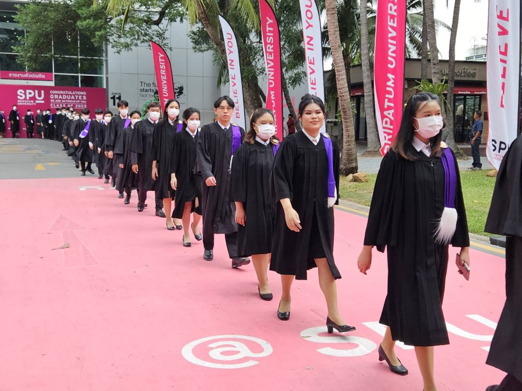 436635 0 Graduation Ceremony for Academic Year 2022