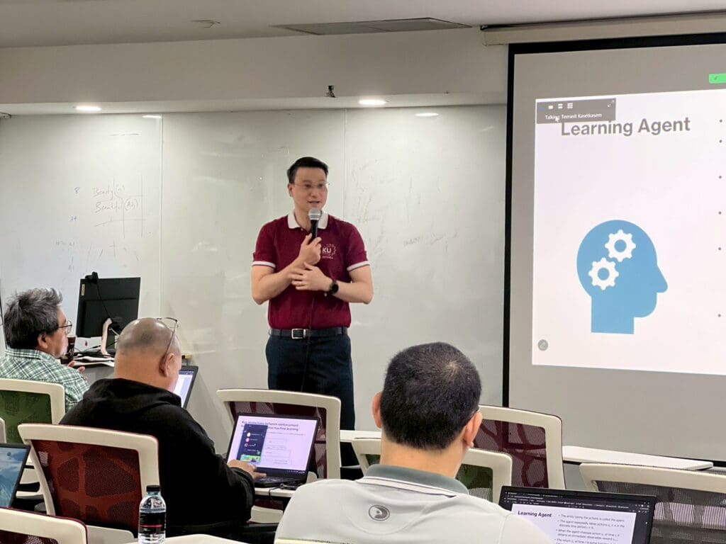 ต่อยอดทักษะ AI เข้มข้นสู่การสร้างโมเดล! Mastery AI: Module 2