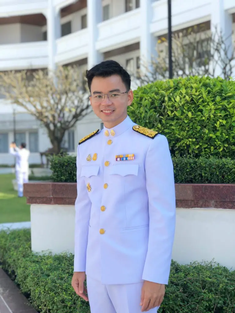 อาจารย์พงศกร เคยสนิท
