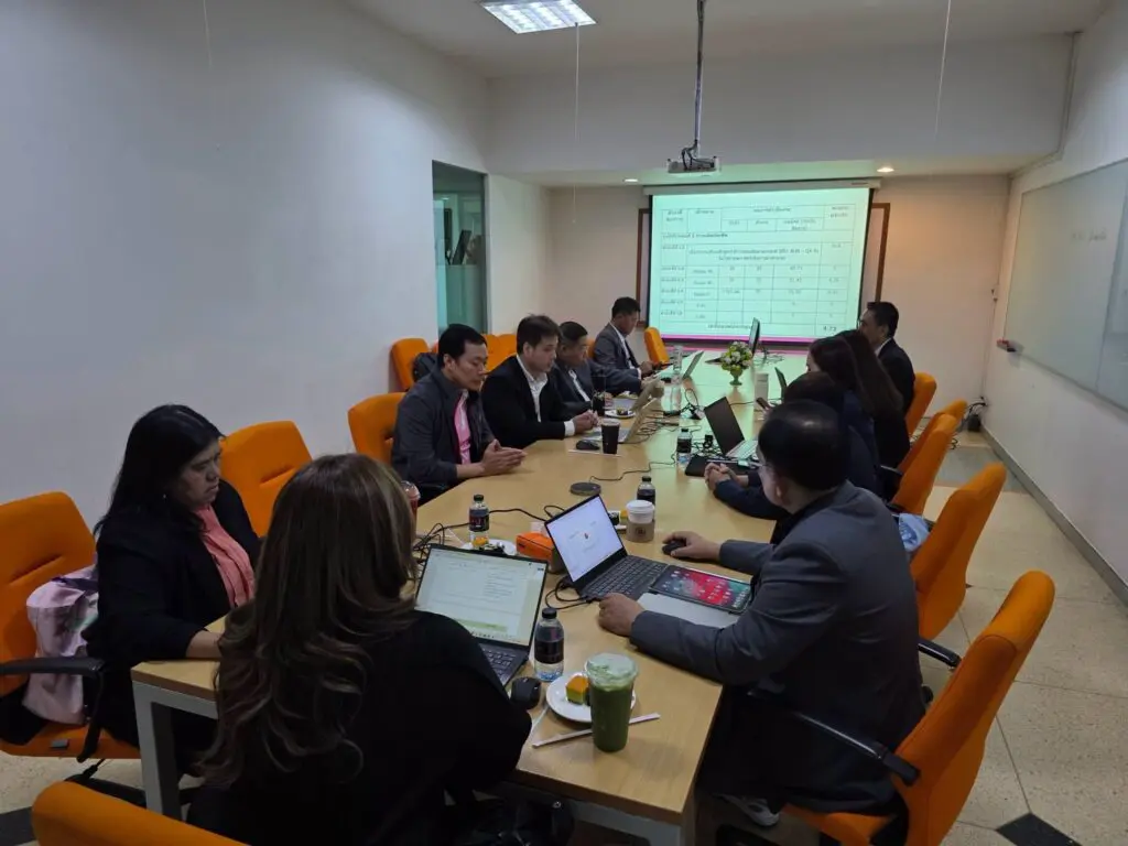 810383994 1391841315870468 3177536231208564461 n SPULAW คณะนิติศาสตร์ มหาวิทยาลัยศรีปทุม เข้ารับการตรวจประเมินคุณภาพการศึกษาภายในระดับหลักสูตร ประจำปีการศึกษา 2568 วิทยาเขตบางเขน – ชลบุรี – ขอนแก่น