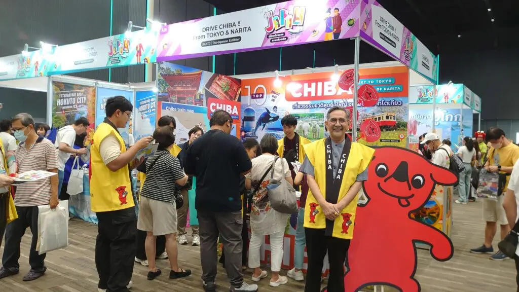 นักศึกษา JBC ร่วมปฏิบัติหน้าที่เจ้าหน้าที่ประจำบูธจังหวัดชิบะ ในงาน Visit Japan FIT Fair ครั้งที่ 18 24 2