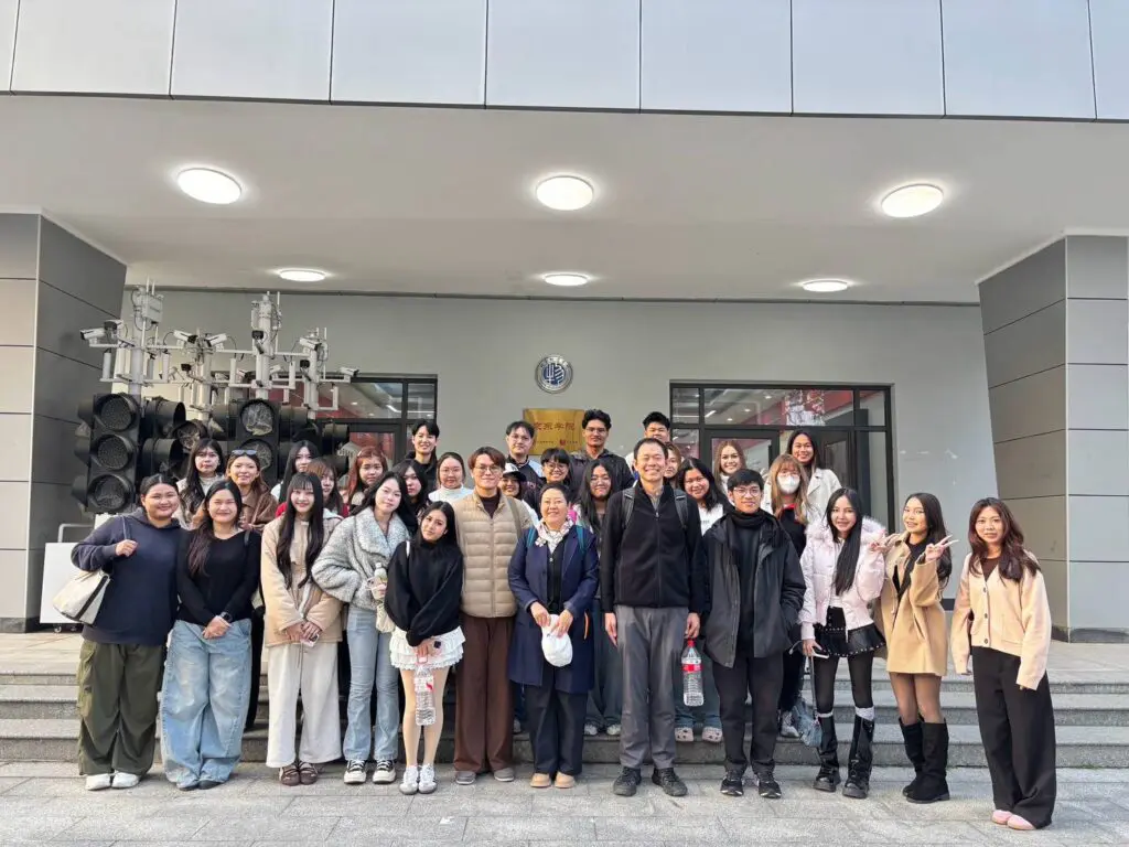 DAY 3 SPU Go Global! Dek #LAS ลุย Smart Warehouse เรียนรู้ระบบคลังสินค้าอัจฉริยะ ลงมือใช้ WMS กับอุปกรณ์จริง 10