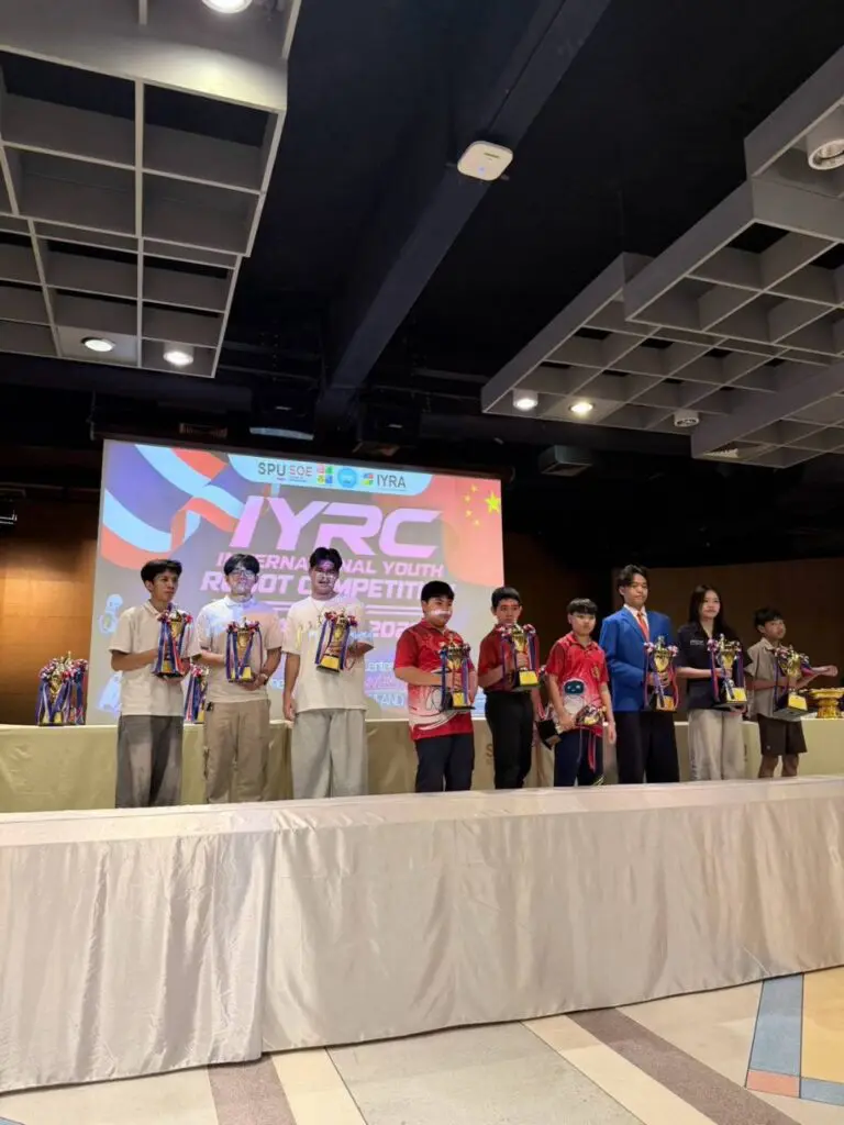 อีกหนึ่งความภูมิใจ Dek SPU! ทีม Noplan คว้ารองชนะเลิศอันดับ 2 เวที IYRC THAILAND 2026 3