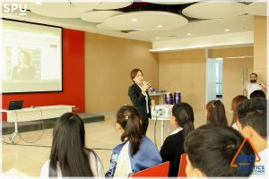 งานปฐมนิเทศนักศึกษาใหม่ระดับปริญญาตรี 14