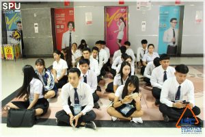 งานปฐมนิเทศนักศึกษาใหม่ระดับปริญญาตรี 3